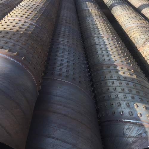 渭南孔式滤水管的材质选择